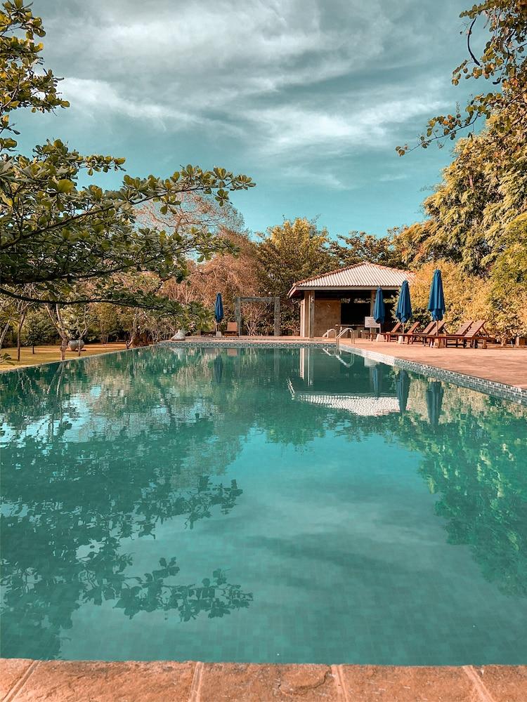 Amaara Forest Hotel 5*