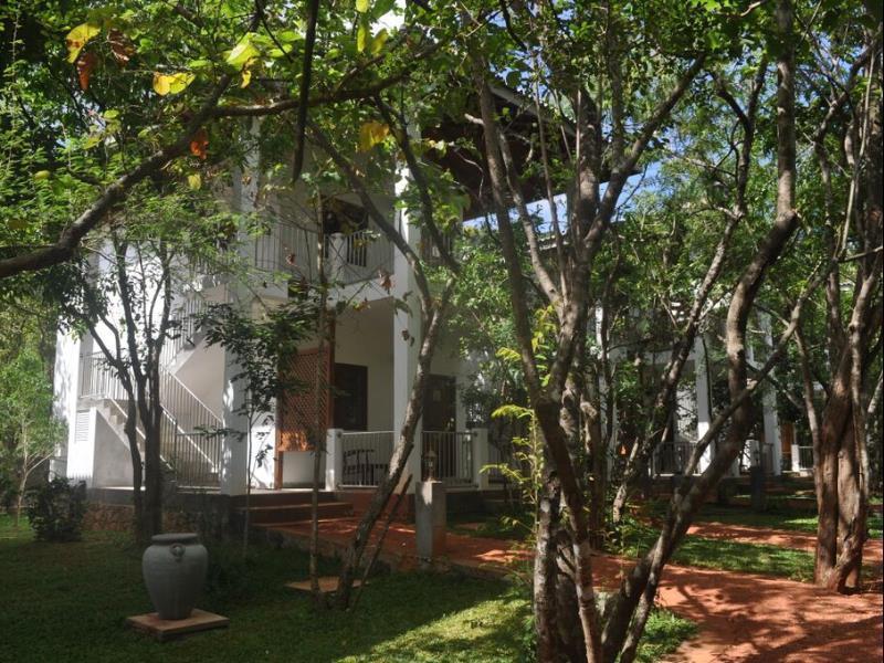 Hotel Amaara Forest 5*