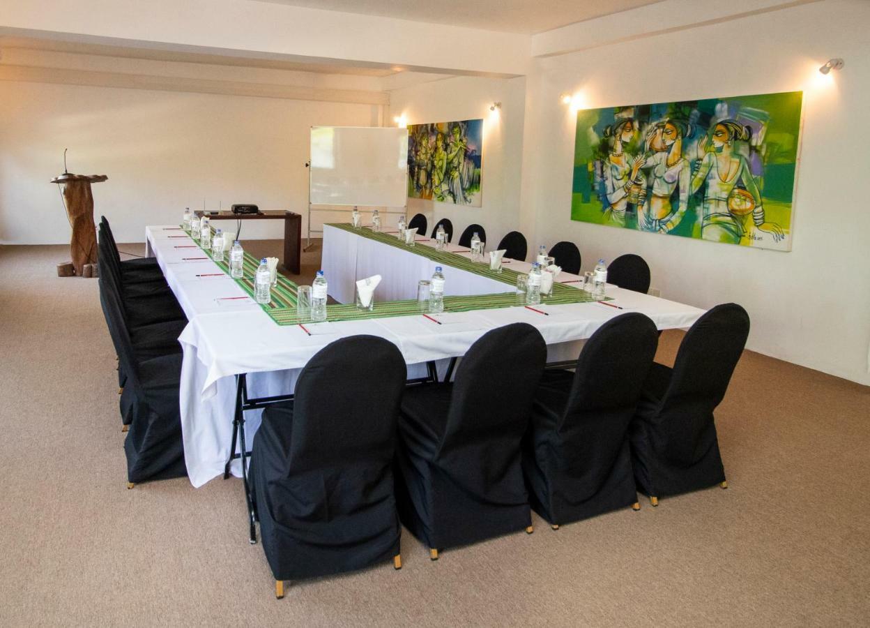 Hotel Amaara Forest
